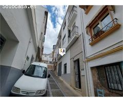 casa adosada en Venta en Castillo De Locubin