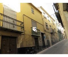 casa adosada en Venta en Martos