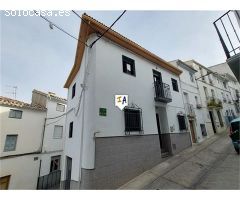 casa adosada en Venta en Castillo De Locubin