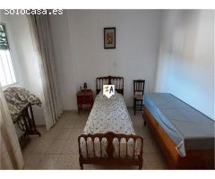 casa adosada en Venta en Luque