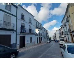 casa adosada en Venta en Luque