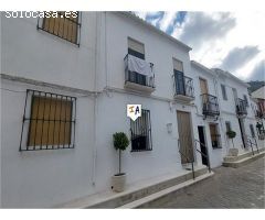 casa adosada en Venta en Zuheros