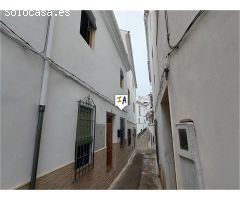 casa adosada en Venta en Castillo De Locubin