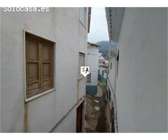 casa adosada en Venta en Castillo De Locubin