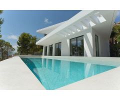 Villa de lujo de 4 dormitorios en Altea, con piscina privada y vistas espectaculares al mar, a solo 