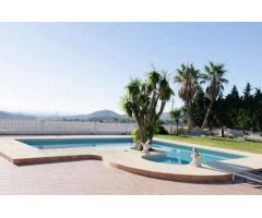 Villa en Bennisa Costa (Costa Blanca) con piscina privada, pista para caballos y a 2 km de supermerc