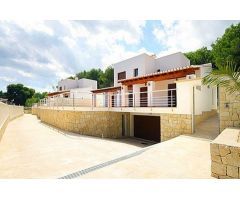 Conjunto de 2 villas en venta en Moraira