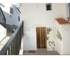 casa adosada en Venta en Sedella