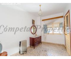 casa adosada en Venta en Sayalonga