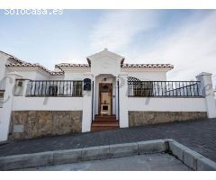 casa adosada en Venta en Frigiliana