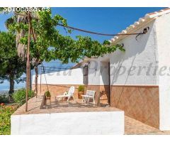 granja en Alquilar en Torrox