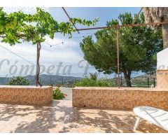 granja en Alquilar en Torrox