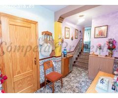 casa adosada en Venta en Cómpeta