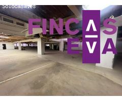 LOCAL COMERCIAL EN LES CORTS