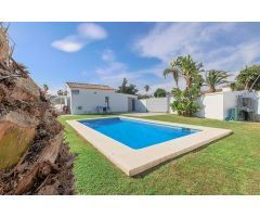 villa en Venta en Estepona
