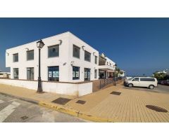 Centro comercial en venta en Mojacar Playa