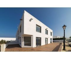 Centro comercial en venta en Mojacar Playa