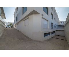 Centro comercial en venta en Mojacar Playa