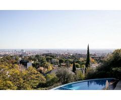 Lujosa casa independiente con las mejores vistas de Barcelona