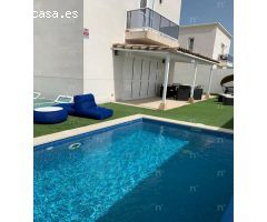 ? ? Retirado de la venta, Villa en venta, Los Madroñales, Costa Adeje (Madroñal), Tenerife, 4 Dormit