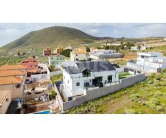 ? ? Villa en venta, Villa, Granadilla, Tenerife, 2 Dormitorios, 695.000 € ?