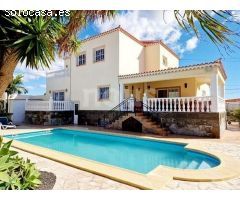 ? ? Villa en venta, Villa, Las Rosas, Tenerife, 6 Dormitorios, 360 m², 699.000 € ?