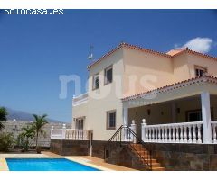 ? ? Villa en venta, Villa, Las Rosas, Tenerife, 6 Dormitorios, 360 m², 699.000 € ?