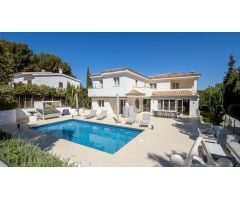 villa en Venta en Santa Ponsa