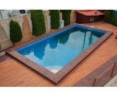 Encantadora villa de dos plantas con piscina privada en Calpe.