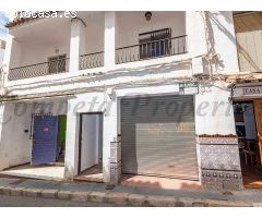 casa adosada en Venta en Nerja