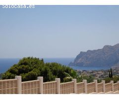 Villa moderna con vistas panorámicas al mar en Benissa.