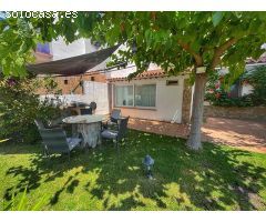 RIERA - ¡Oportunidad única en Tamariu! Encantadora casa a 200 metros de la playa