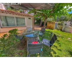 RIERA - ¡Oportunidad única en Tamariu! Encantadora casa a 200 metros de la playa