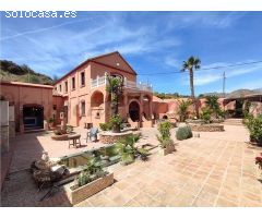 villa en Venta en Nerja
