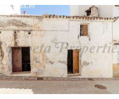 casa adosada en Venta en Sedella