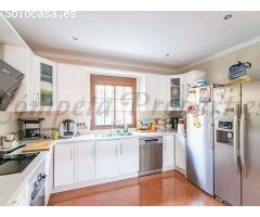 casa adosada en Venta en Sayalonga