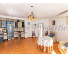 casa adosada en Venta en Cómpeta