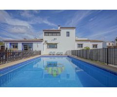 villa en Venta en Teulada