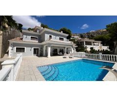 villa en Venta en Altea