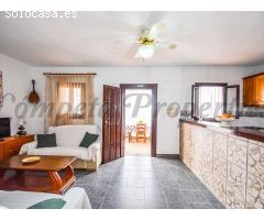 villa en Alquilar en Cómpeta