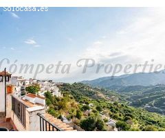 casa adosada en Venta en Frigiliana