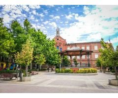 Piso exterior reformado en venta con 5 balcones en Justicia, Madrid