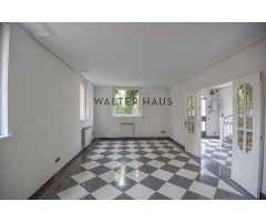 Chalet independiente en venta con jardín, garaje y terraza en Ciudad Jardín, Madrid