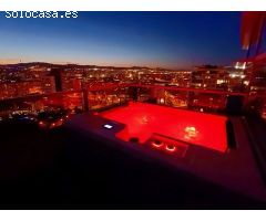 Dúplex en alquiler con terraza, plaza de parking y piscina comunitaria en Diagonal Mar, Barcelona