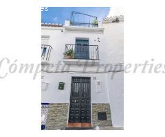 casa adosada en Venta en Sayalonga