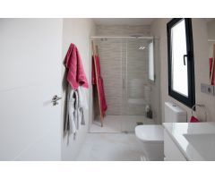 Chalet en Venta en El Pinar de Campoverde, Alicante