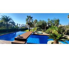 Chalet en Venta en La Manga del Mar Menor, Murcia