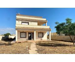 Chalet en Venta en La Manga del Mar Menor, Murcia