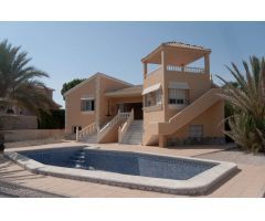 Chalet en Venta en La Manga del Mar Menor, Murcia