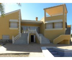 Chalet en Venta en La Manga del Mar Menor, Murcia